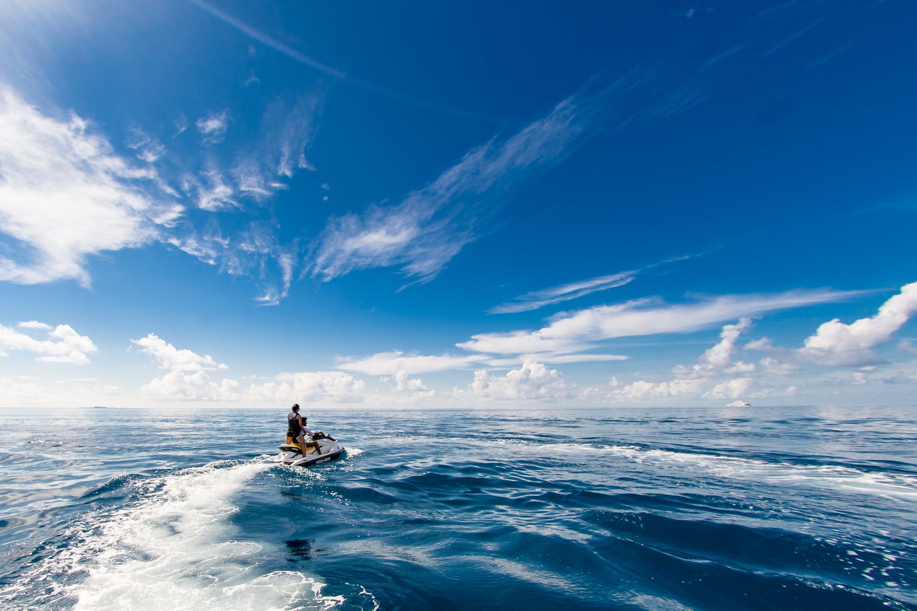 Jet-ski sur la mer des Caraïbes